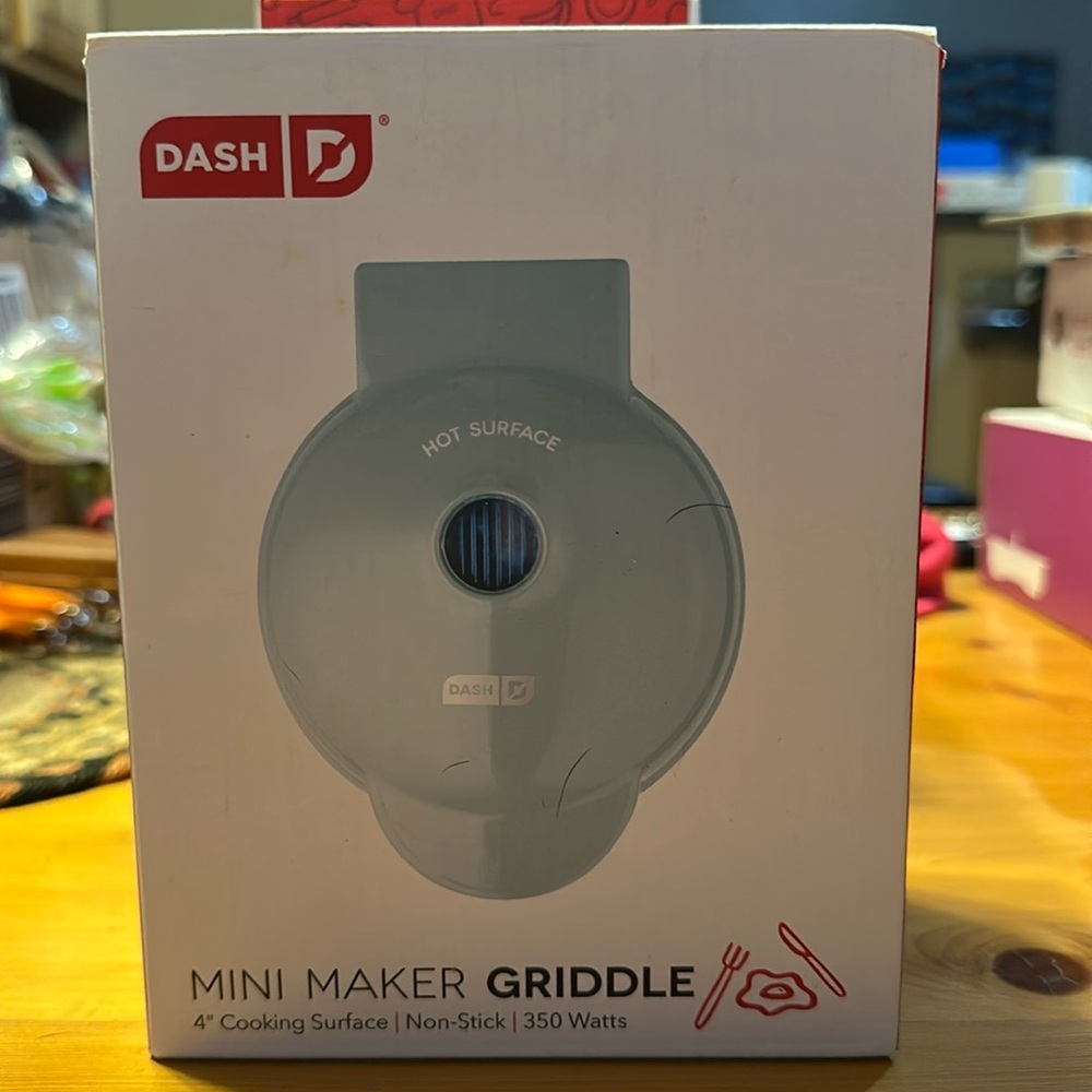 Dash mini maker griddle